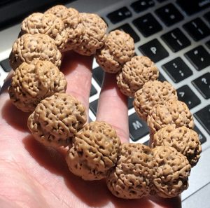 什么样纹路的金刚菩提值得盘玩-孔夫子古玩网