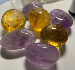 水晶可以一起佩戴吗？-孔夫子古玩网