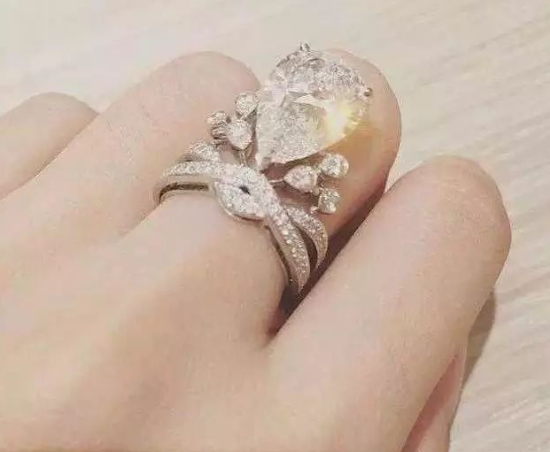 【真爱的验证？】高额售价背后的秘密：品牌力量还是营销策略？DR钻戒的高毛利率从何而来？-孔夫子古玩网