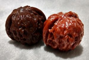 文玩核桃盘黑了图片：探索其背后的故事-孔夫子古玩网