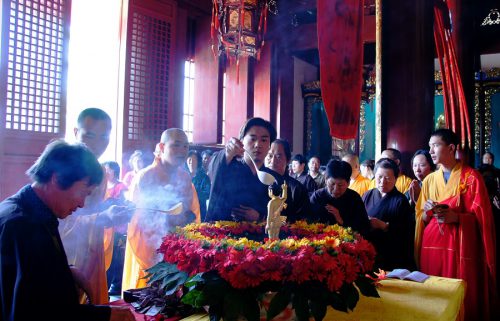 信佛是信什么？学佛是学什么？