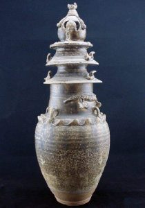 谷仓罐的寓意以及宋代钧窑瓷器釉色的特征-孔夫子古玩网